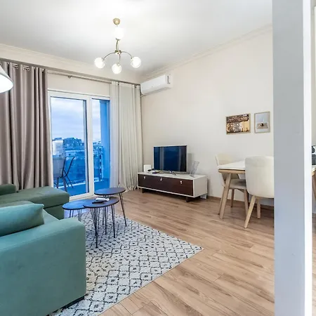 Apartament 1br Skyline Sunset View - Tirana